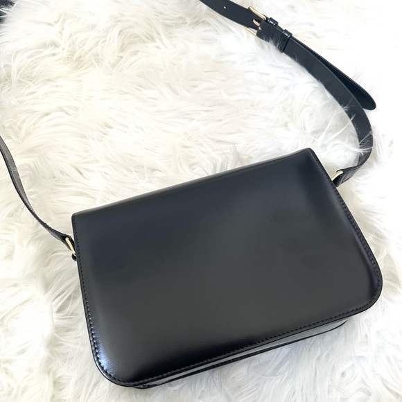 Celine Triomphe Bag - Black Medium Triomphe in Smooth Leather - Picture 6 of 15